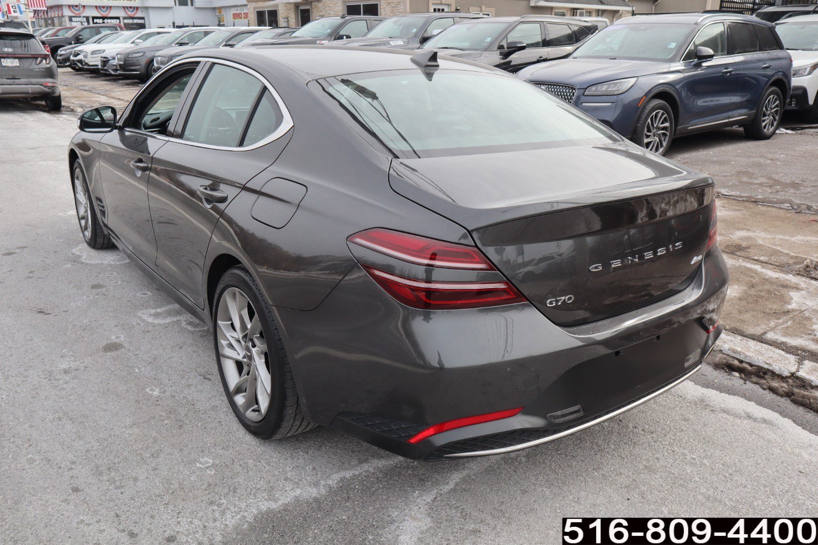 Used 2022 Genesis G70 2.0T image 8