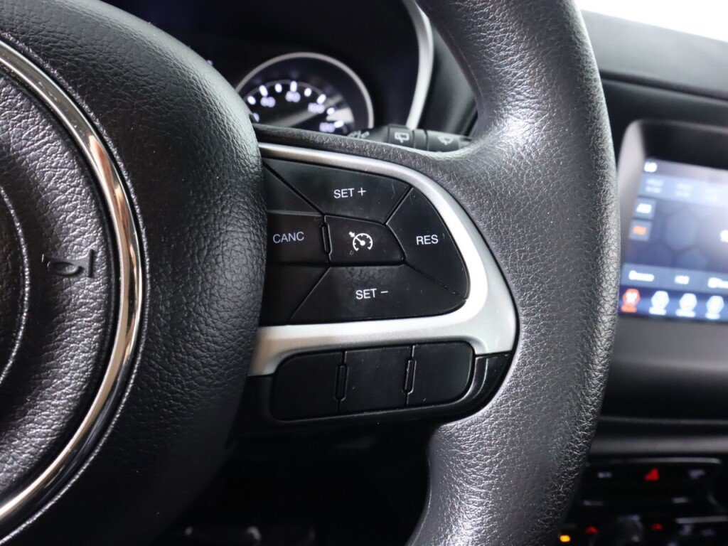 Used 2020 Jeep Compass Sport FWD image 13
