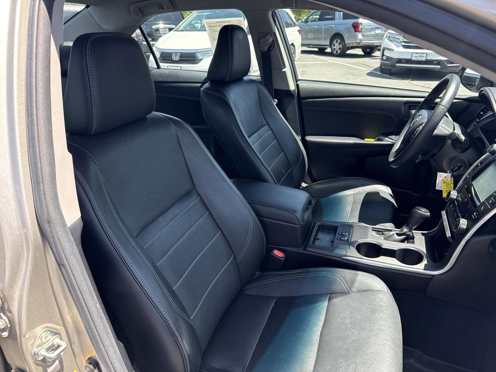 Used 2017 Toyota Camry XLE FWD image 25