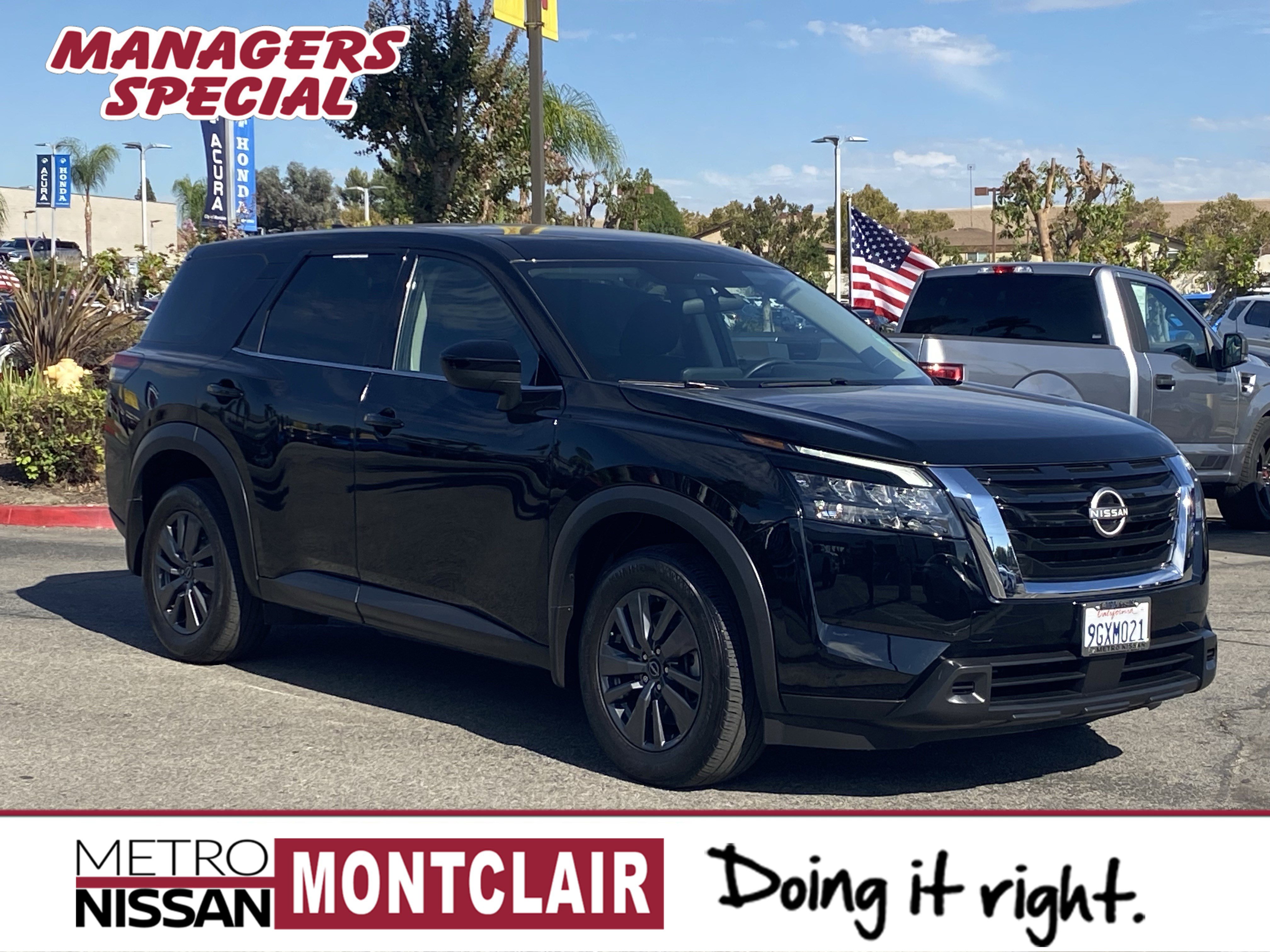 Used 2023 Nissan Pathfinder S