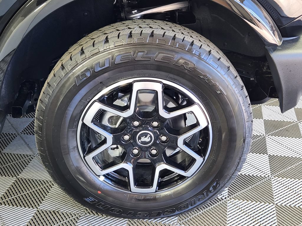 New 2026 Ford Bronco Outer Banks AWD/4WD image 9