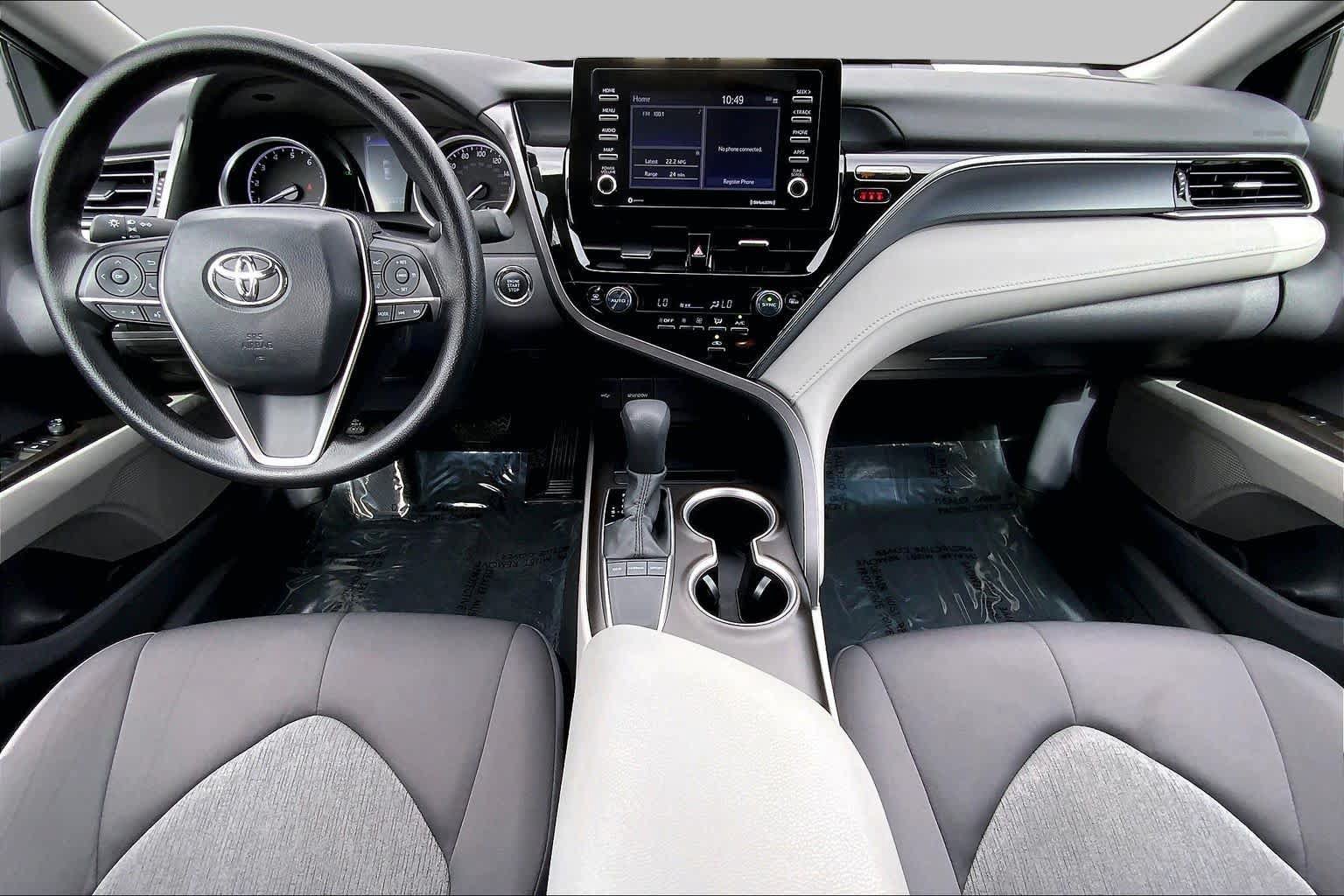 Used 2024 Toyota Camry LE w/ Convenience Package FWD image 15