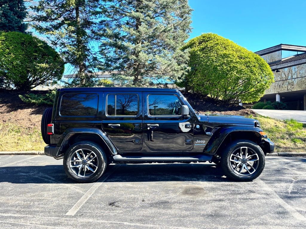 Used 2024 Jeep Wrangler Unlimited w/ Convenience Group image 8