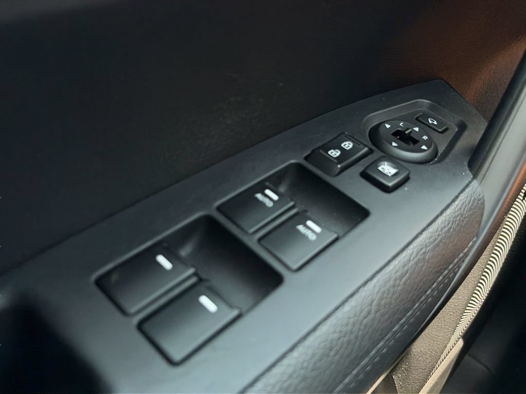 Used 2015 Kia Sorento EX w/ EX V6 Touring Package FWD image 22