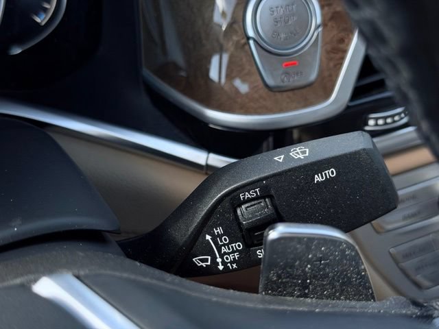 Used 2018 BMW 750i RWD image 40