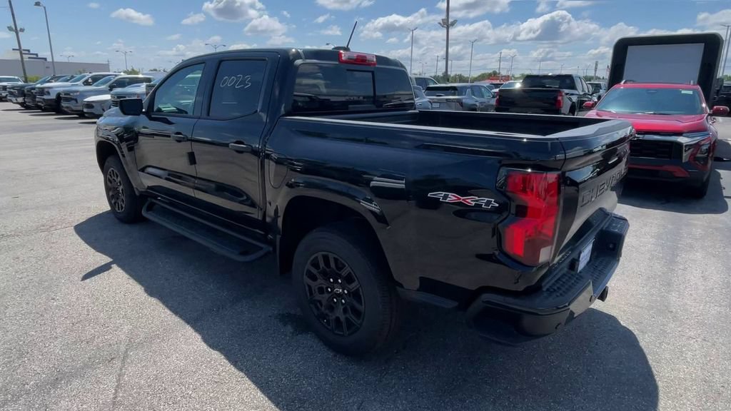 New 2026 Chevrolet Colorado W/T w/ WT Custom Package AWD/4WD image 8