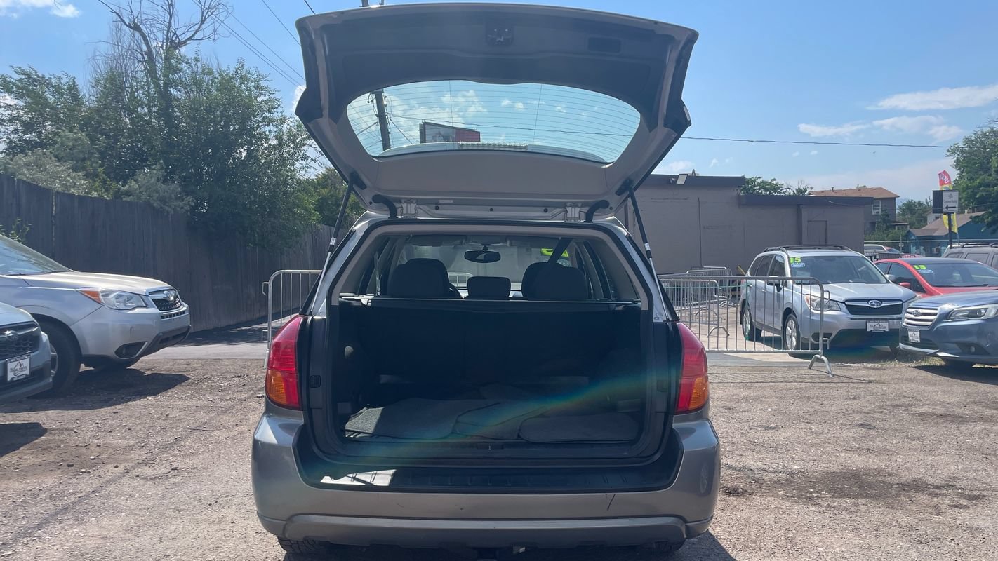 Used 2005 Subaru Outback 2.5i AWD/4WD image 20