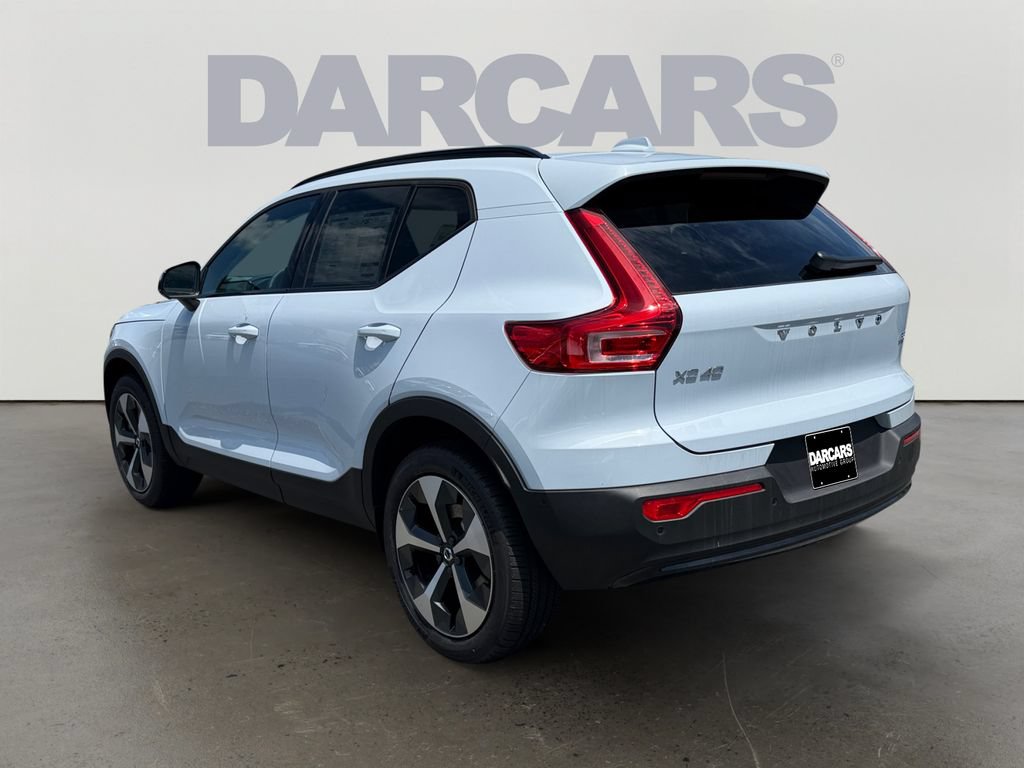 New 2026 Volvo XC40 B5 Plus w/ Climate Package AWD/4WD image 3