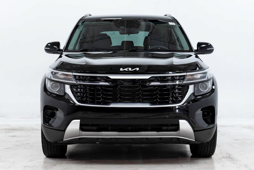 Used 2024 Kia Seltos S AWD/4WD image 4