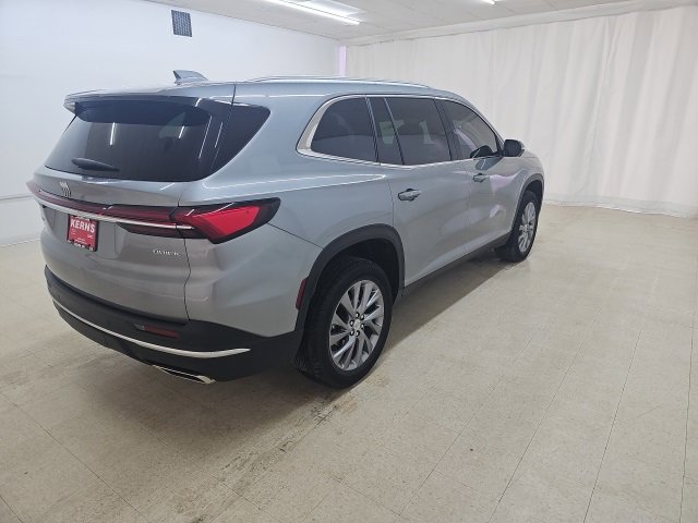 Used 2025 Buick Enclave Preferred image 16