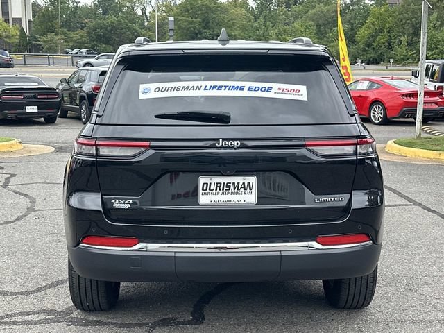 Used 2022 Jeep Grand Cherokee Limited AWD/4WD image 4