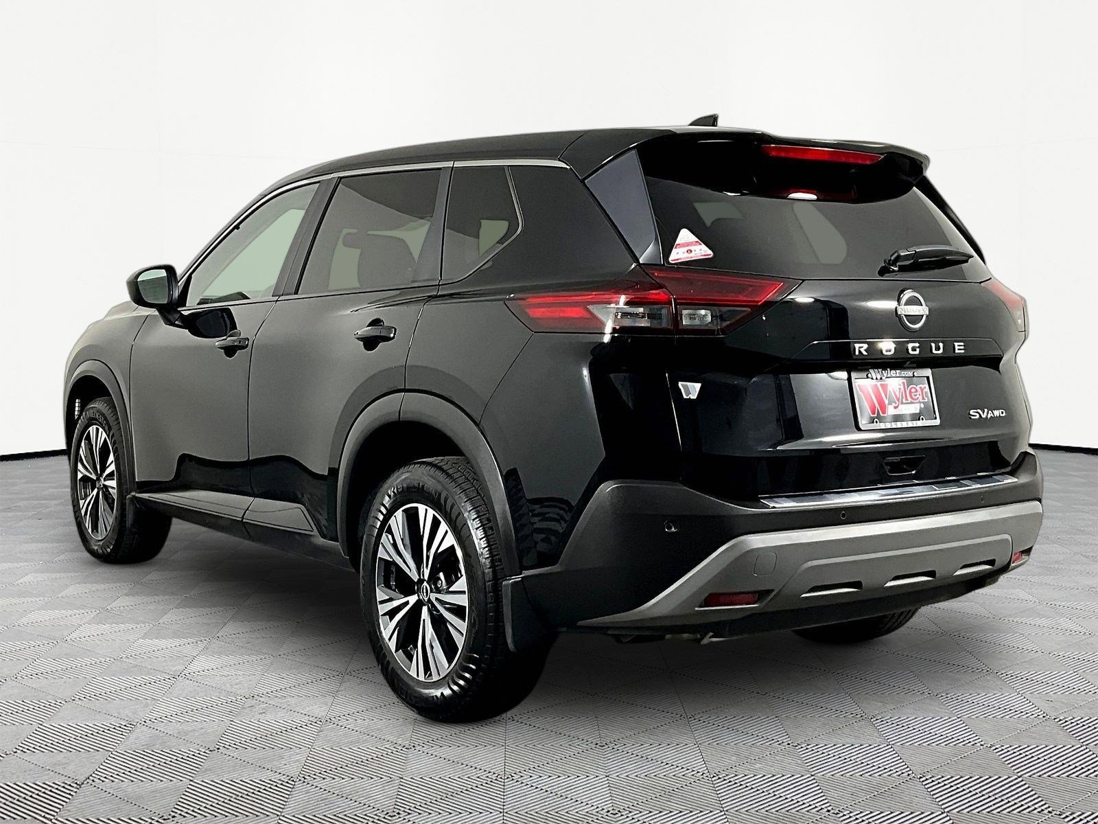 Certified 2023 Nissan Rogue SV AWD/4WD image 4