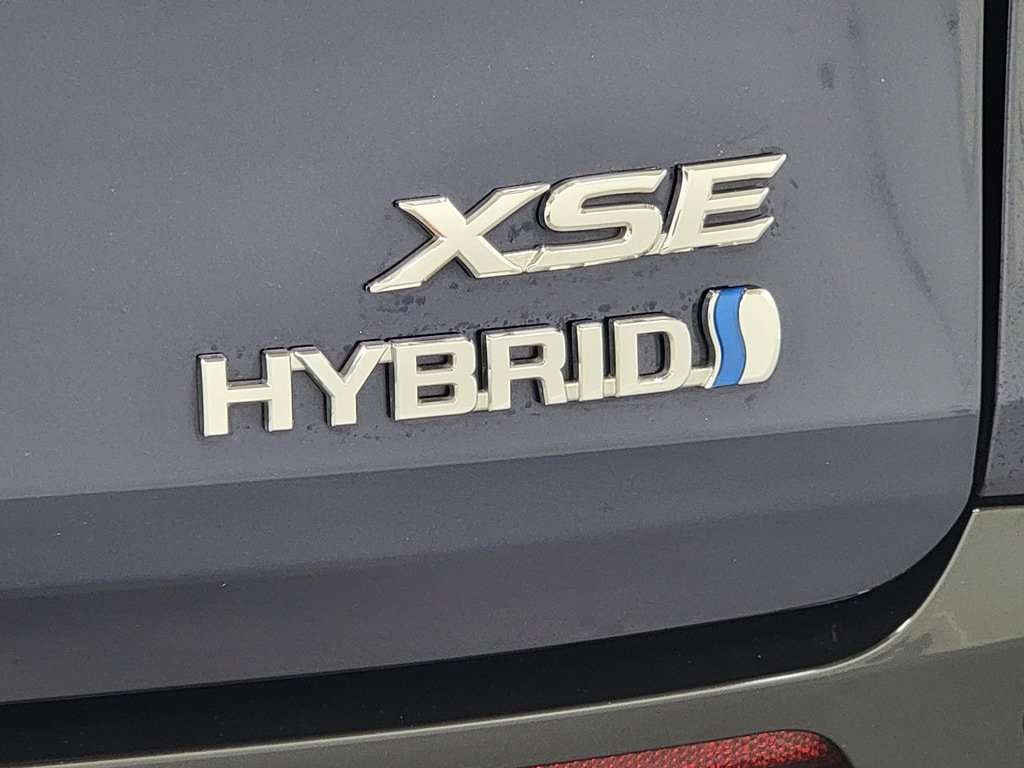 Certified 2024 Toyota Sienna XSE AWD/4WD image 10