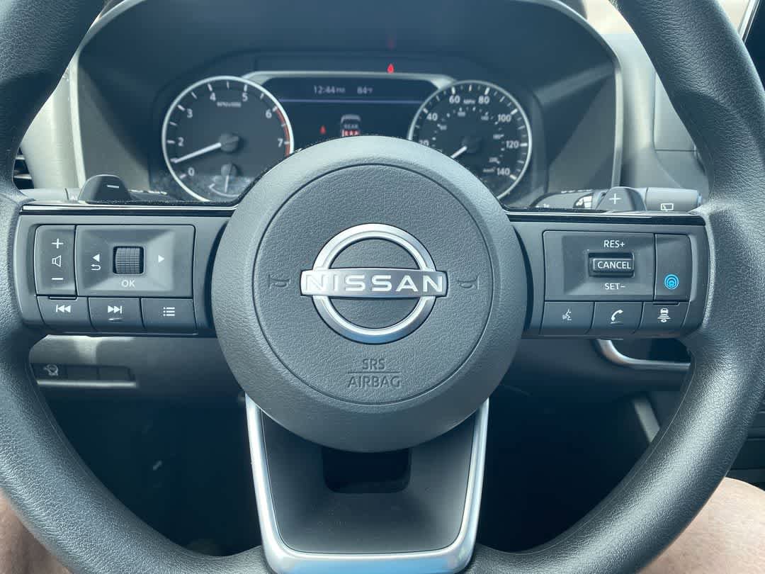 Used 2023 Nissan Rogue SV FWD image 14