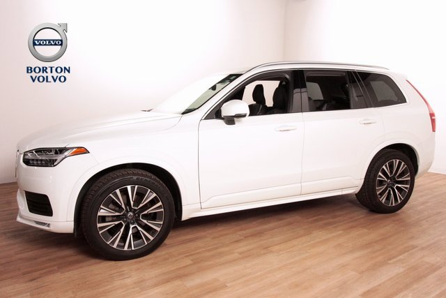 Certified 2022 Volvo XC90 T6 Momentum w/ Protection Package