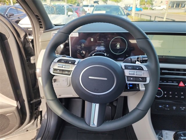 New 2025 Hyundai Tucson Limited image 25