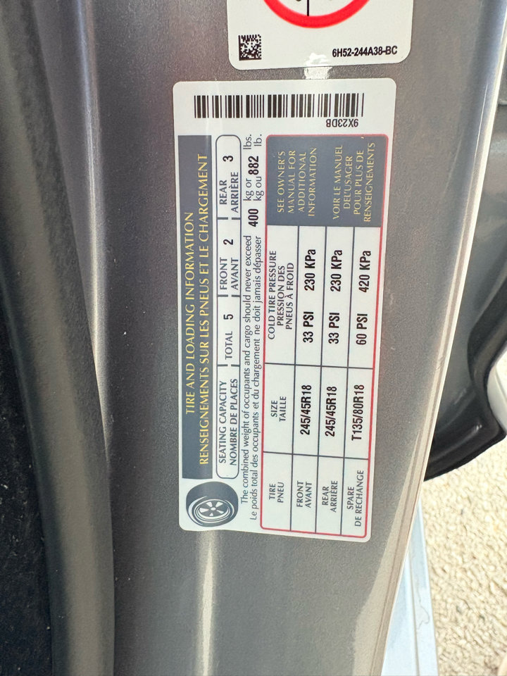 Used 2015 Jaguar XF Premium image 31