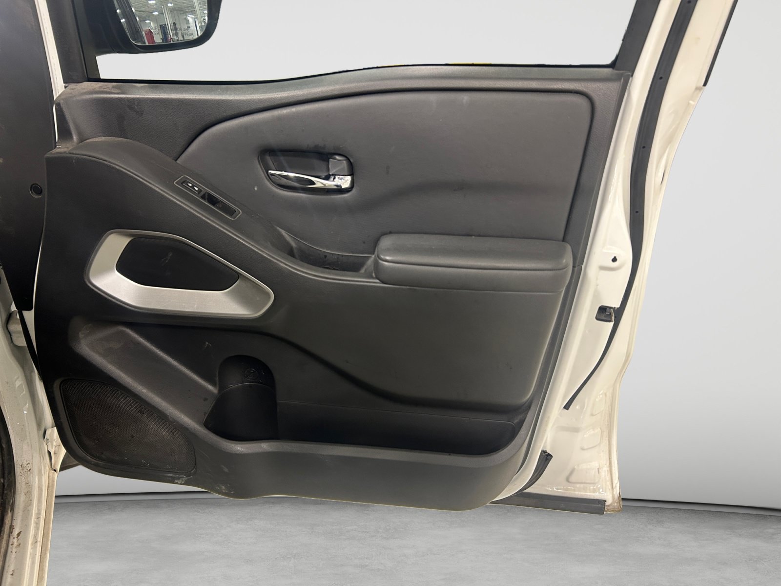 Used 2023 Nissan Frontier SV w/ SV Convenience Package RWD image 19