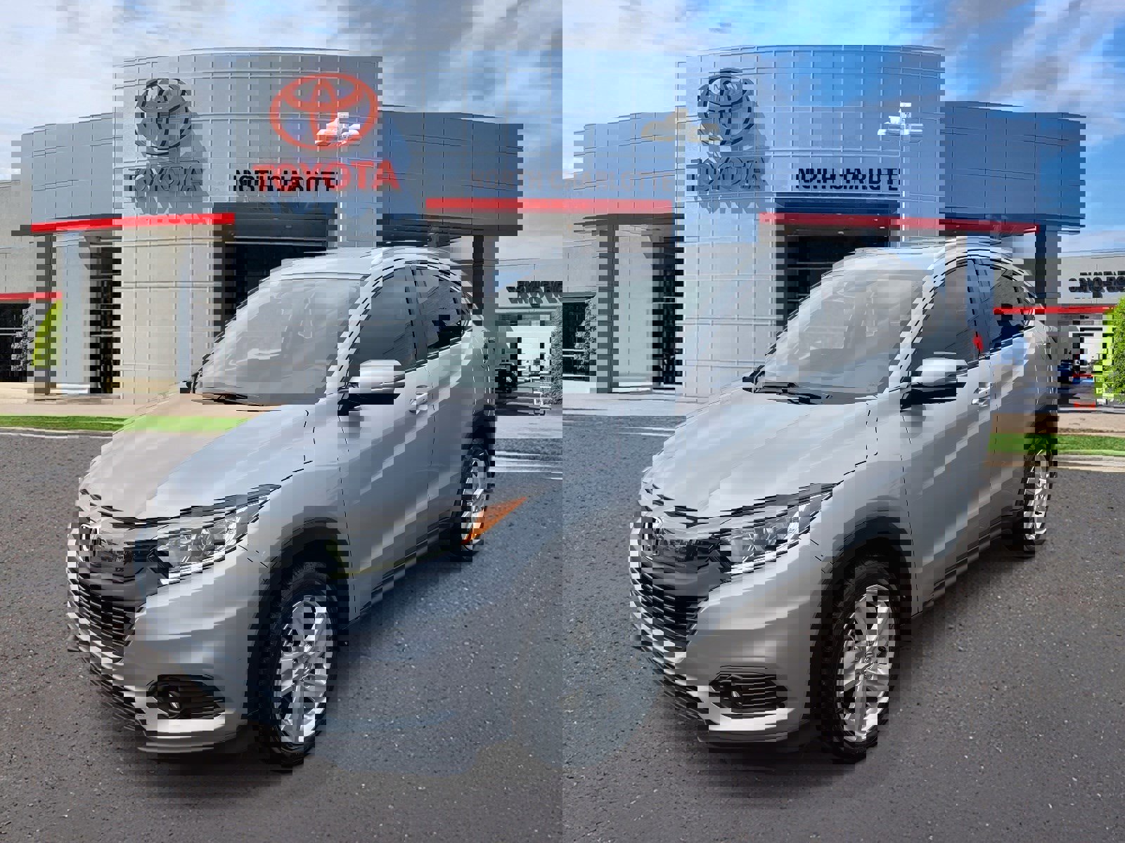 Used 2019 Honda HR-V EX image 4