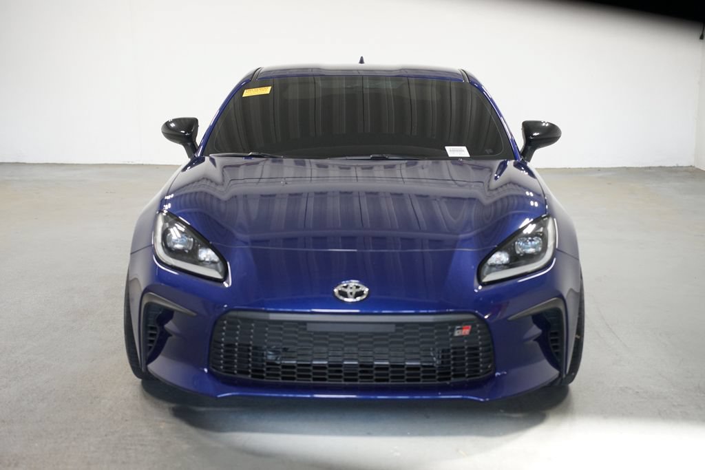 Used 2023 Toyota GR86 Premium RWD image 2