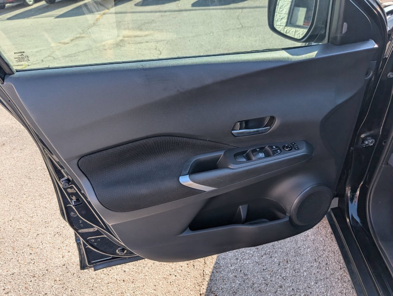Used 2022 Nissan Kicks SV FWD image 11