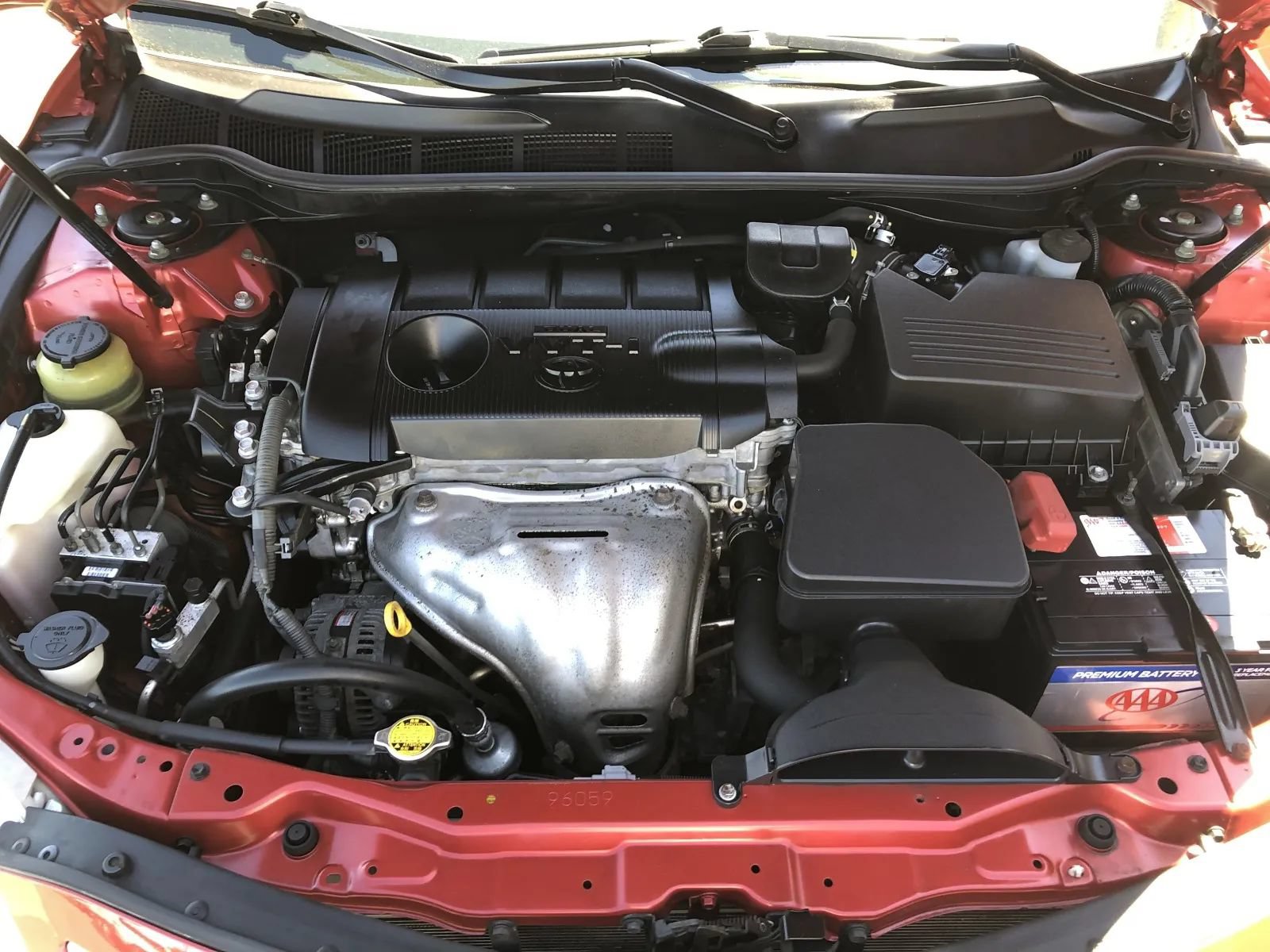Used 2011 Toyota Camry LE FWD image 34