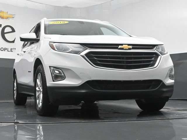 Used 2018 Chevrolet Equinox LT w/ Sun & Infotainment Package FWD image 3