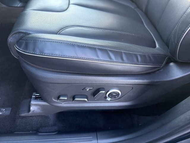Used 2024 Hyundai Palisade Calligraphy image 12