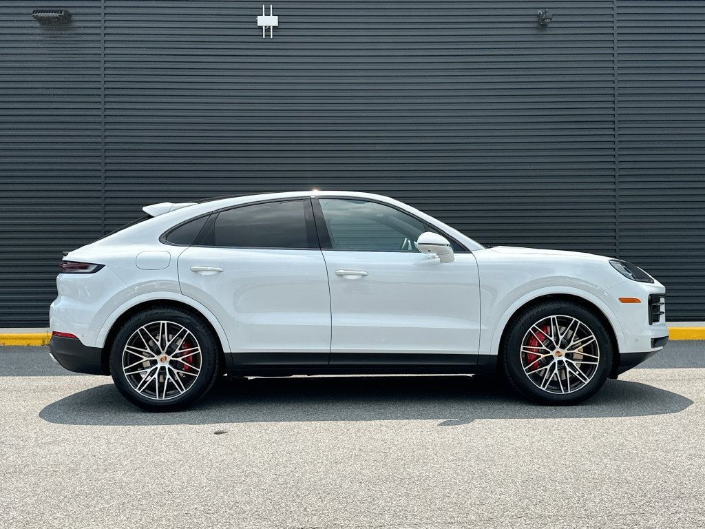 New 2026 Porsche Cayenne S AWD/4WD image 8