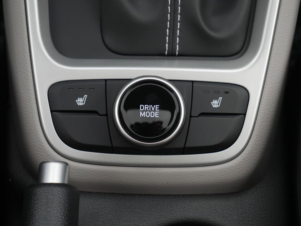 New 2026 Hyundai Venue SEL FWD image 42