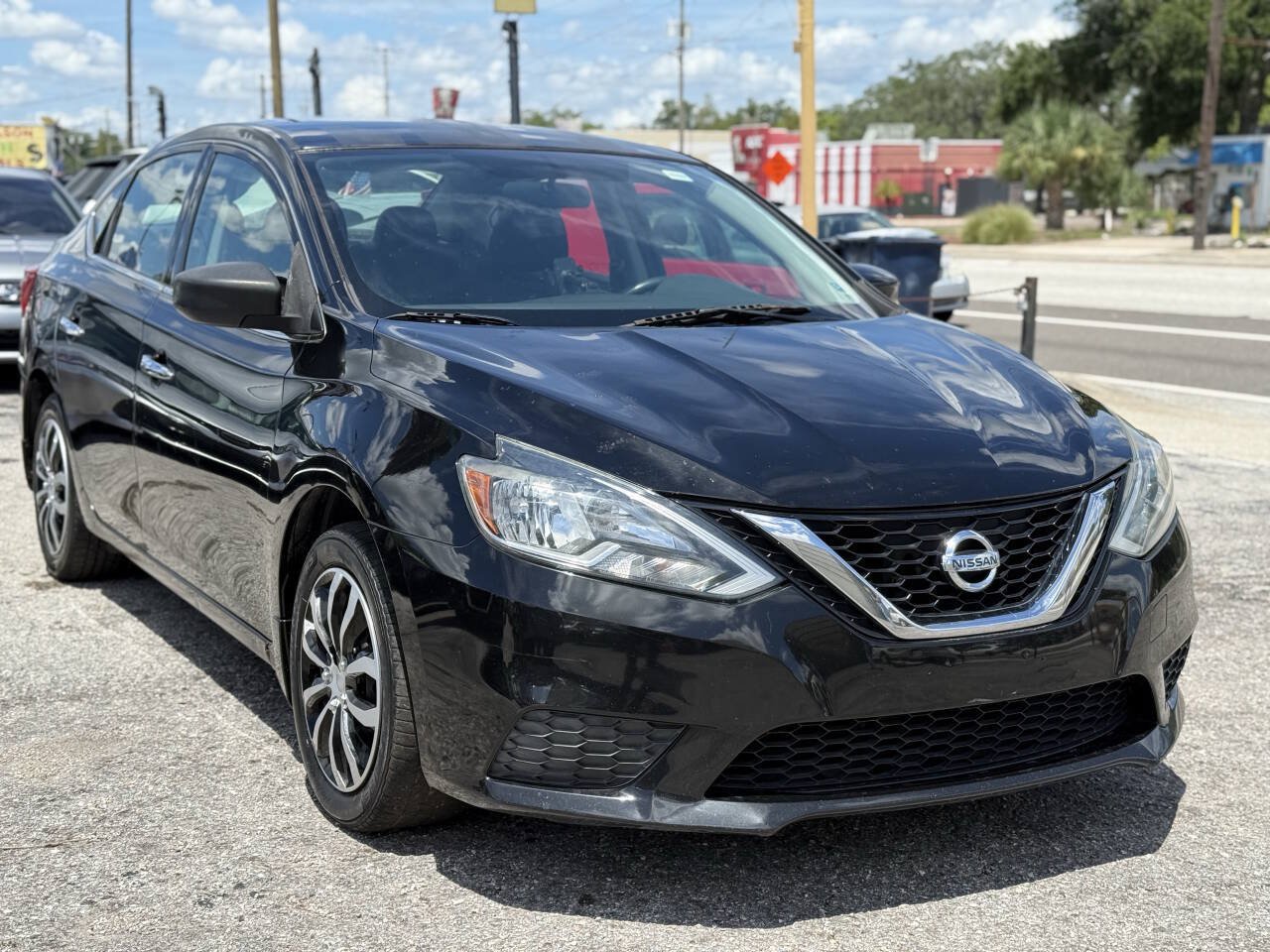 Used 2016 Nissan Sentra SV FWD image 9