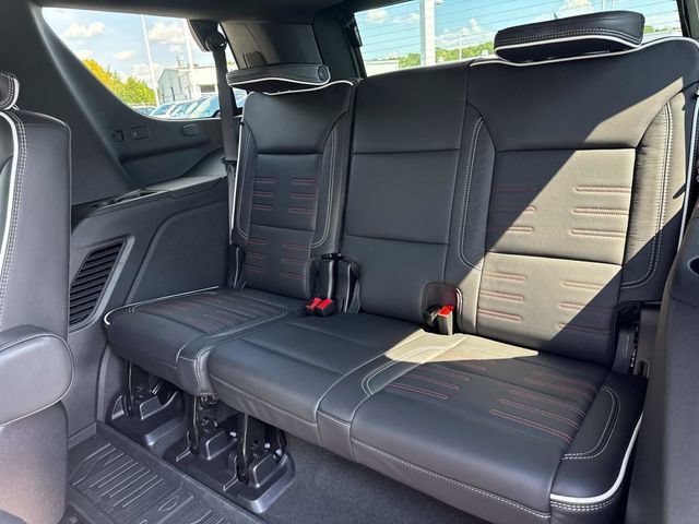 Used 2025 GMC Yukon AT4 Ultimate w/ LPO, Floor Liner Package AWD/4WD image 17