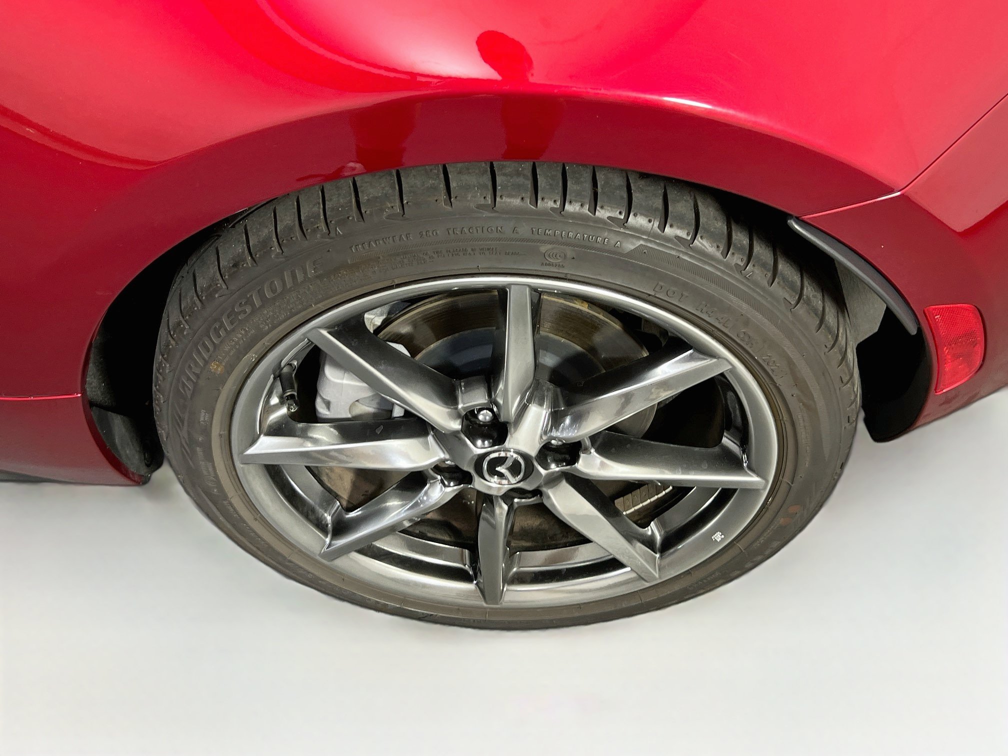 Used 2021 MAZDA MX-5 Miata RF Grand Touring RWD image 28