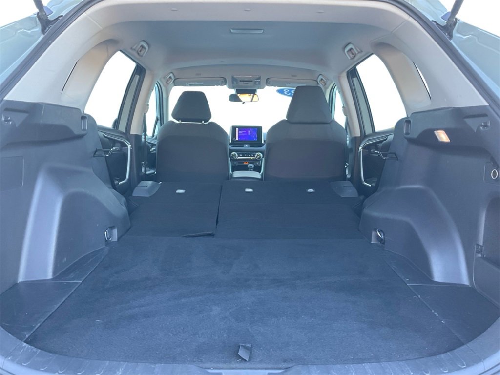 Used 2023 Toyota RAV4 XLE image 32
