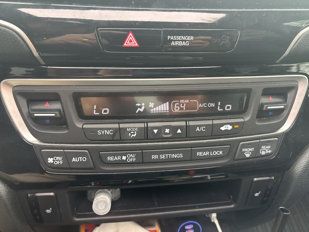 Used 2021 Honda Passport Touring image 9