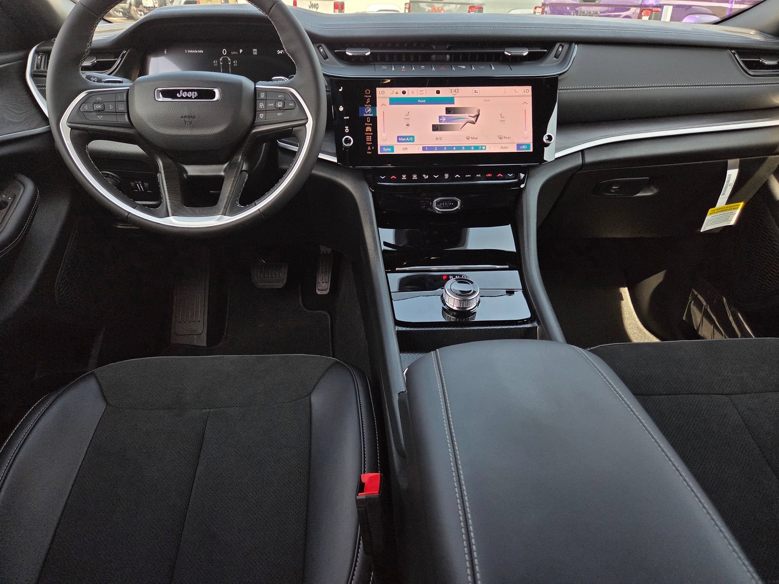 New 2026 Jeep Grand Cherokee L 2WD image 5