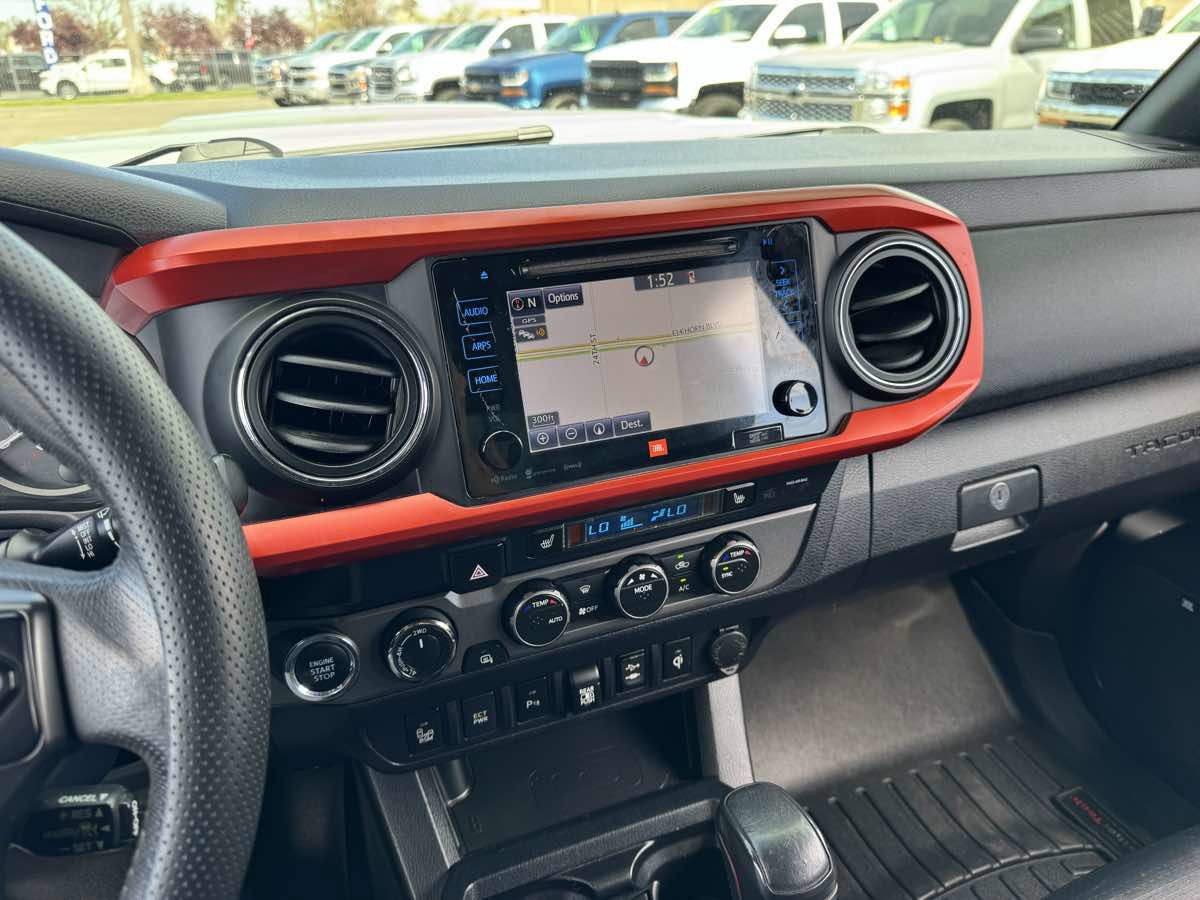 Used 2019 Toyota Tacoma TRD Sport w/ TRD Premium Sport Package image 26