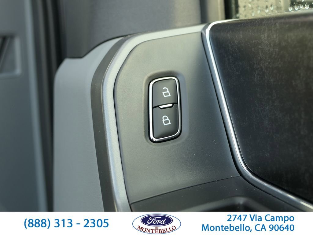 New 2026 Ford F250 XLT w/ XLT Premium Package image 28