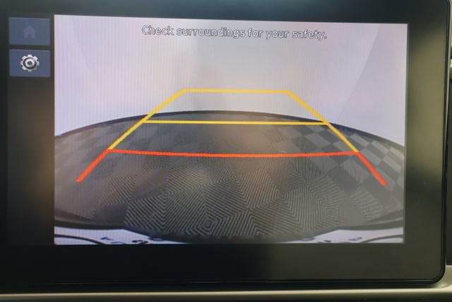 Used 2023 Hyundai Venue SEL w/ Cargo Package image 15