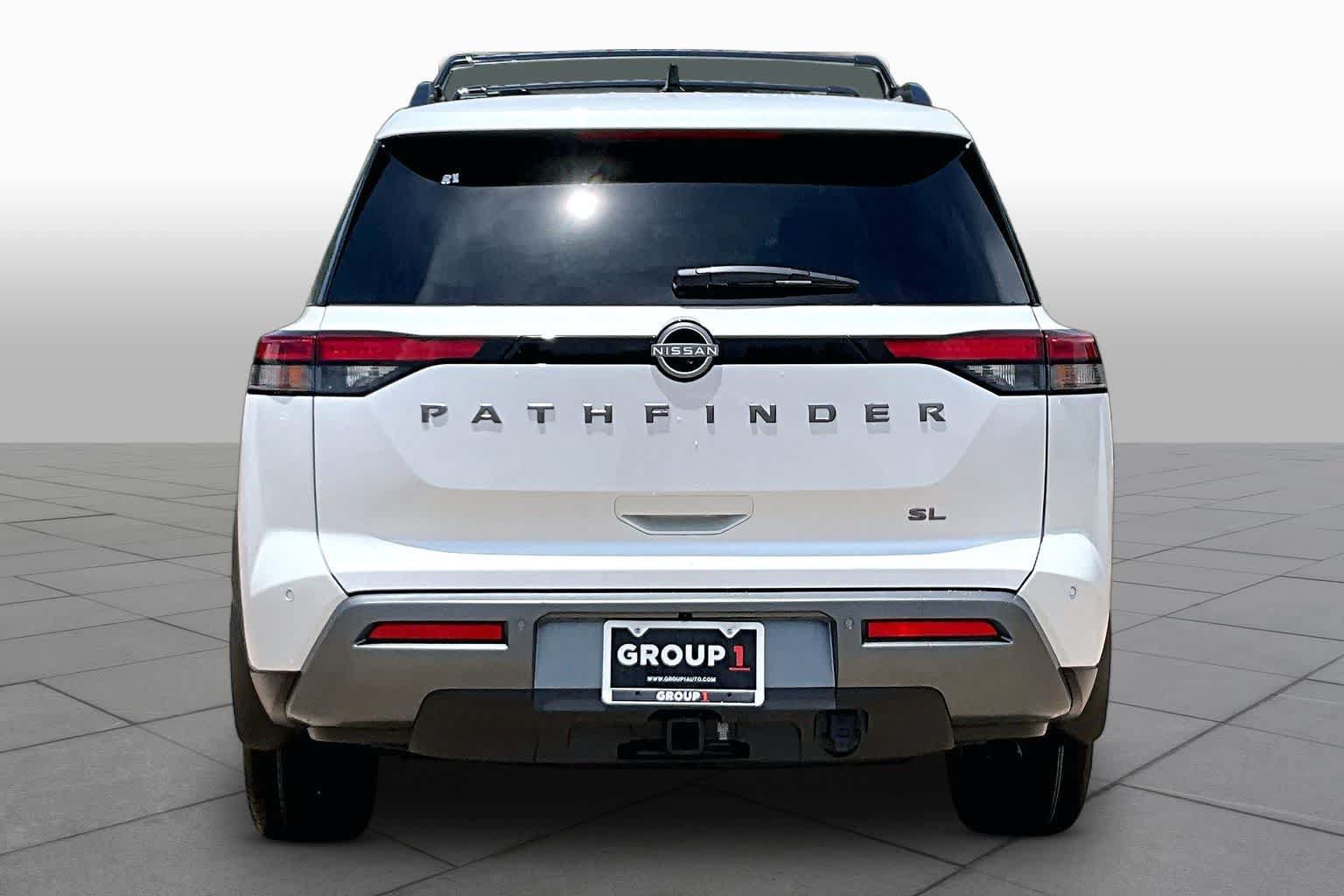 New 2026 Nissan Pathfinder SL w/ SL Premium Package FWD image 4