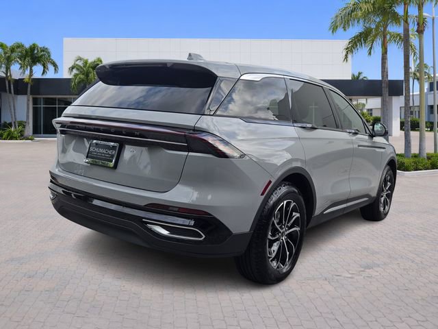 Used 2026 Lincoln Nautilus Premier AWD/4WD image 7