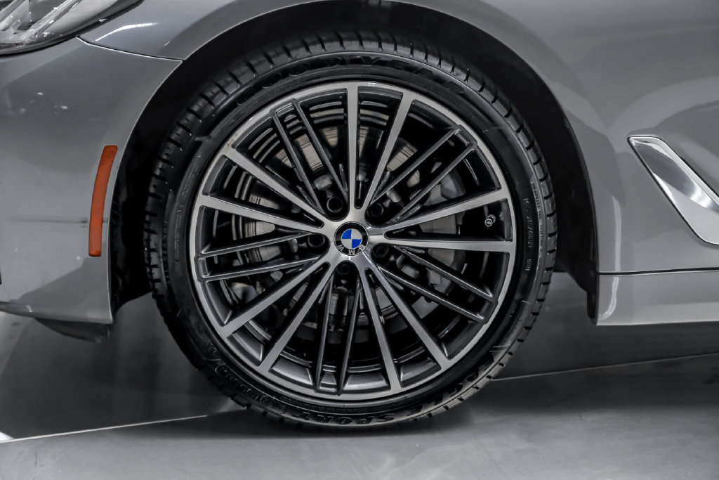 Used 2023 BMW 530i w/ Premium Package RWD image 56