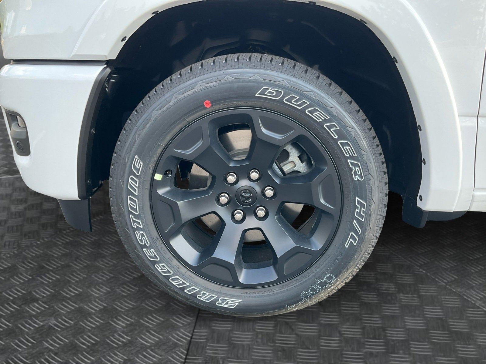 New 2026 RAM 1500 4x4 Crew Cab image 14