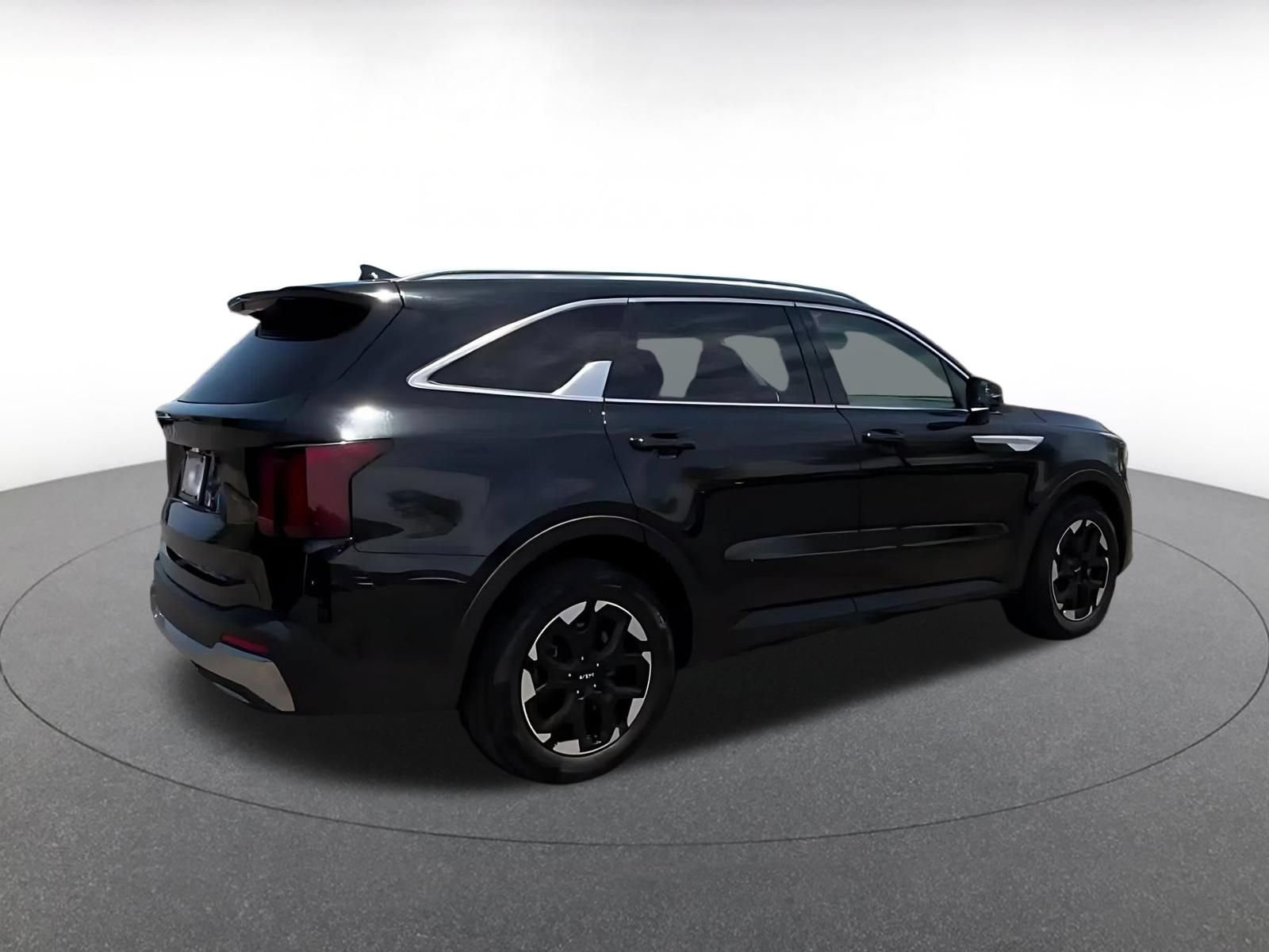 Used 2024 Kia Sorento S FWD image 15