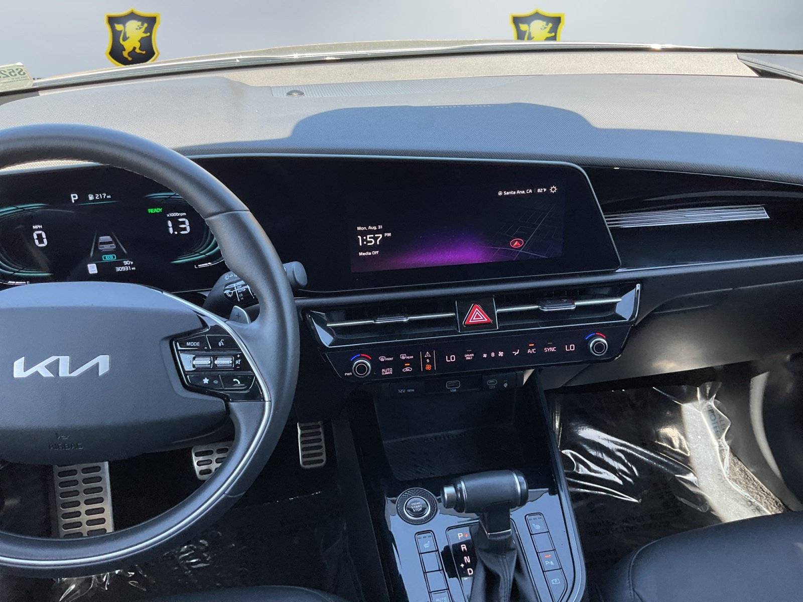 Used 2025 Kia Niro EX Touring FWD image 13