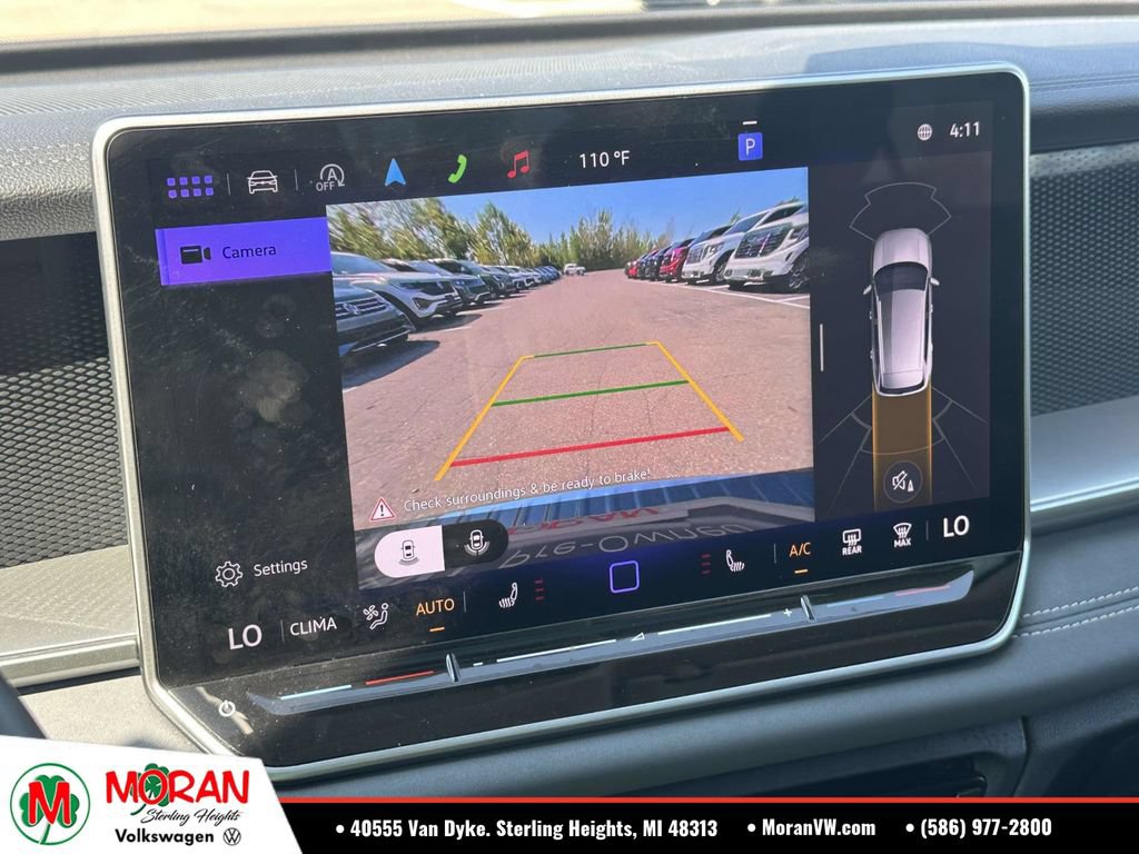 Certified 2025 Volkswagen Tiguan SE w/ Panoramic Sunroof Package AWD/4WD image 28