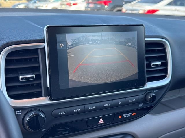 Certified 2025 Hyundai Venue SEL image 21