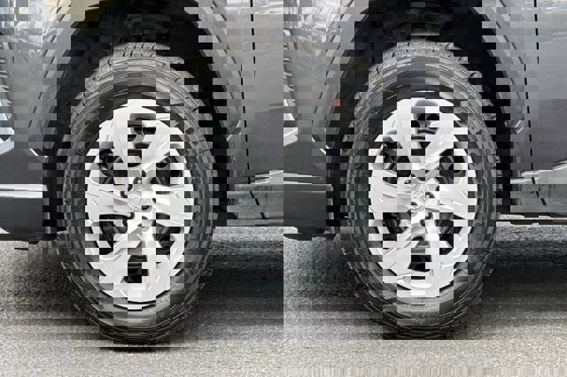 Certified 2025 Toyota RAV4 LE image 30