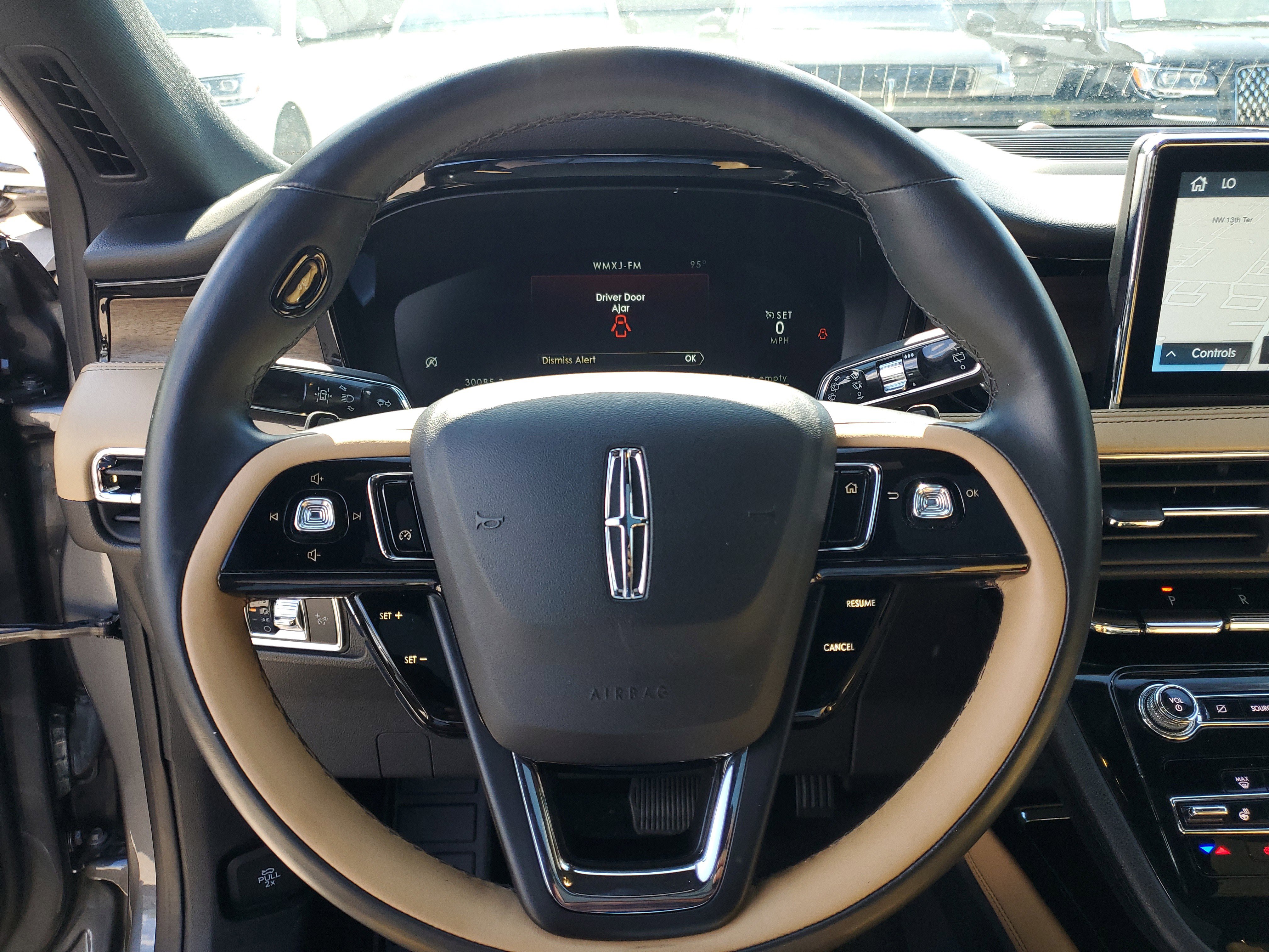 Certified 2022 Lincoln Corsair Reserve w/ Elements Package image 20