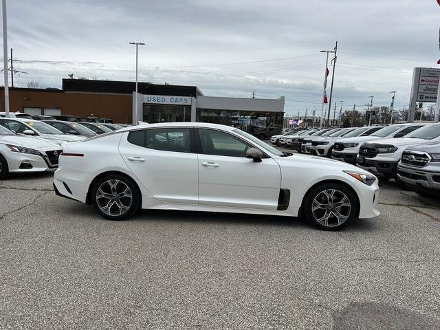 Used 2020 Kia Stinger GT-Line image 2